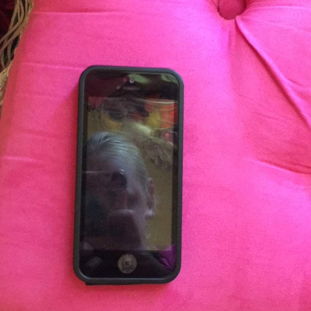 Phone case - Picture 5 of 5